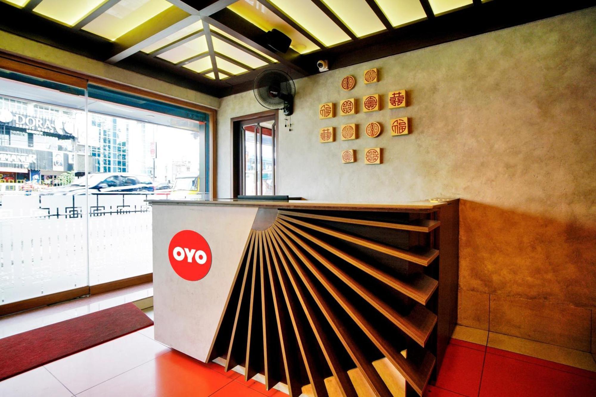 Hotel O Chiyang Hotel Angamaly Bagian luar foto